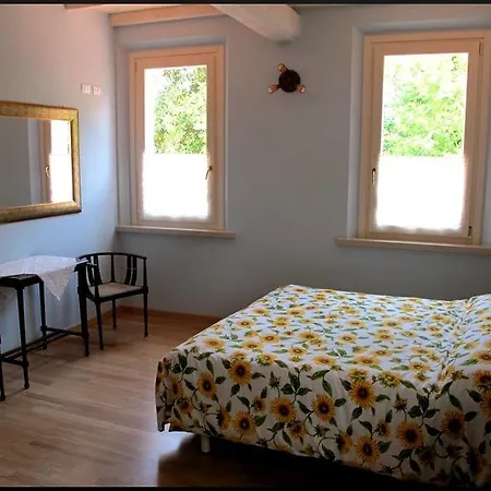 Gasthaus Il Giardino Del Conte Custoza Marmirolo Zimmer foto